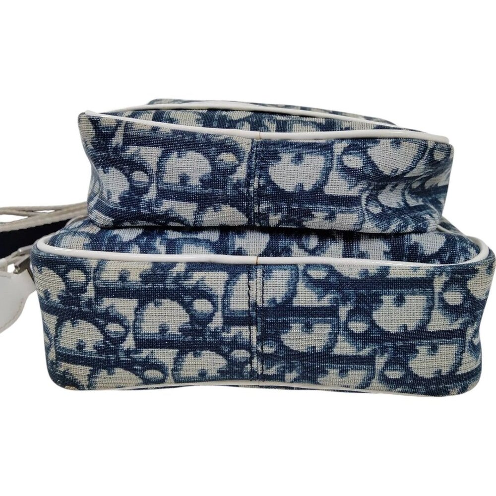 508353BA (X5) Christian Dior Crossbody Bag Navy Blue PVC - Picture 4 of 8